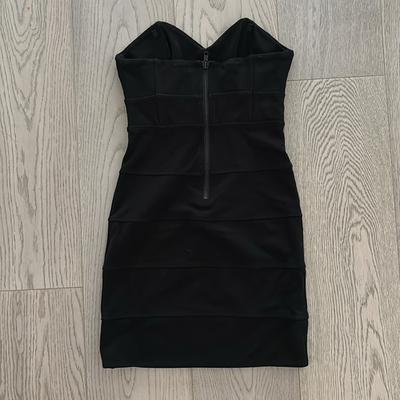 Talula Aritzia fitted dress size 2 - Picture 4 of 8